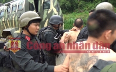 Hàng trăm cảnh sát vây bắt 2 'ông trùm' ở thủ phủ ma túy