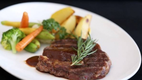 London Steak House - Sự lựa chọn tốt nhất của ẩm thực Pháp trứ danh