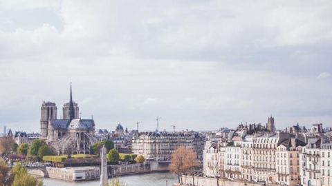 Mùa đông Paris và những góc phố dịu êm