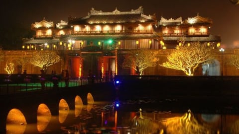 Mở cửa tham quan Đại nội Huế về đêm 