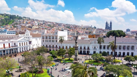 Quito, thành phố cổ kính mà sôi động