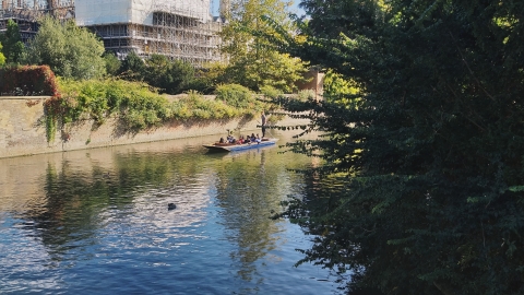 Một ngày dạo chơi thành phố Cambridge