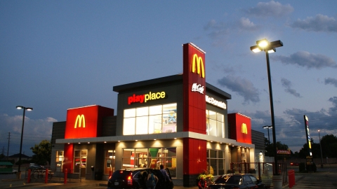 Mc Donald’s đóng cửa ở UK vì Covid-19