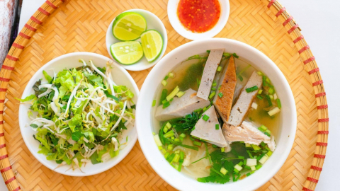 Bún cá Nha Trang - món ăn chứa đầy sự thân thiện