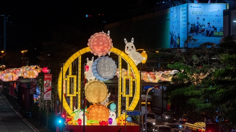 “Lạc lối” trong lễ hội Trung thu tại Chinatown ở Singapore