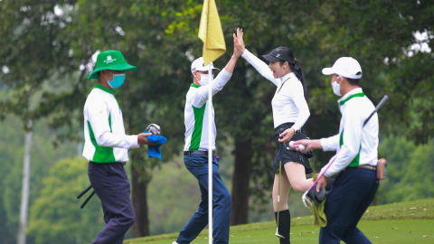 TP.HCM đón đoàn khách du lịch golf đầu tiên