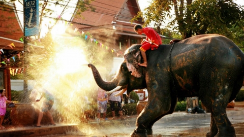 Tour Thái dịp Tết cổ truyền Songkran đắt khách dù giá tăng
