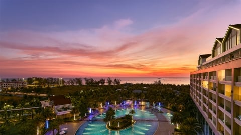 Thổi bùng năng lượng mùa Hè sôi động tại Radisson Blu Resort Phú Quốc