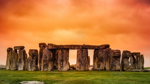 UNESCO khuyến nghị đưa trận đồ đá Stonehenge vào danh sách di sản thế giới bị đe dọa