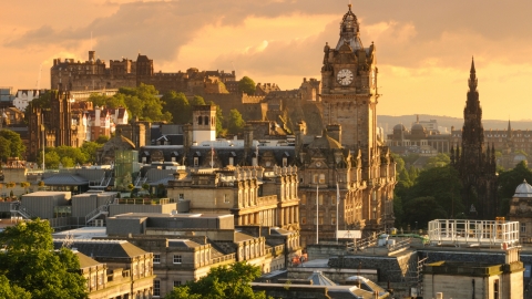 Mùa thu ở xứ Edinburgh, bức tranh cổ tích giữa lòng châu Âu