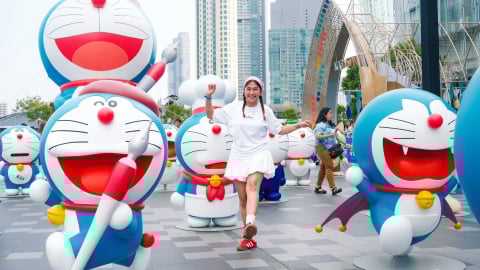 Dân tình đổ xô đi check in cùng mèo máy tuổi thơ với triển lãm Doraemon