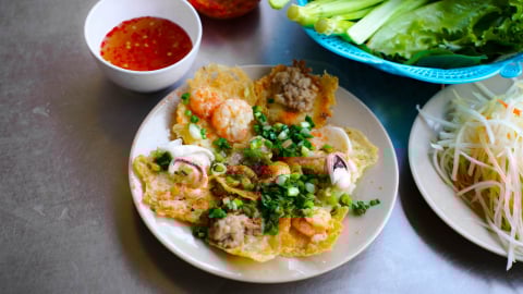 Quán bánh khọt gần 30 năm tuổi ở Vũng Tàu