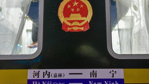 Do ảnh hưởng của cơn bão số 3, tàu liên vận Hà Nội - Nam Ninh tạm dừng