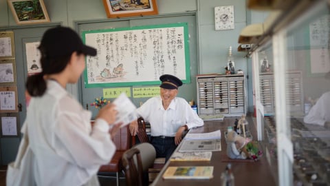 “Người gác thư” và kho tàng cảm xúc vô giá tại Missing Post Office giữa lòng Nhật Bản
