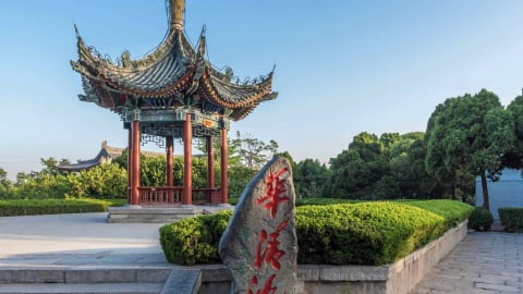 Đến Hoa Thanh ngâm suối khoáng để đẹp như Dương Quý Phi