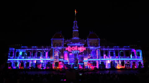 'Bức họa ánh sáng' 3D mapping tái hiện hành trình 50 năm Thành phố Hồ Chí Minh