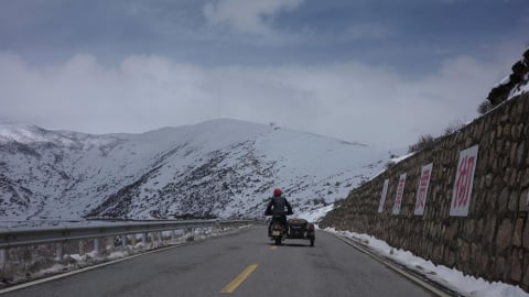 17 ngày xuyên Tây Tạng bằng sidecar
