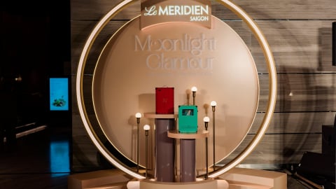 Le Méridien Saigon ra mắt bộ sưu tập bánh trung thu “Moonlight Glamour” với sự kiện đầy mê hoặc