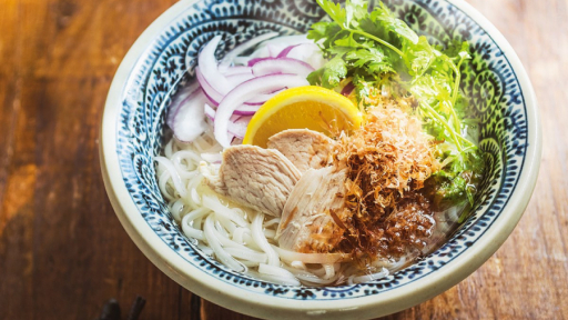 Phở gói phong cách VN bán chạy ở Nhật