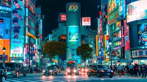Vén màn bí ẩn sau bức tranh 'quá tải du lịch' Nhật Bản
