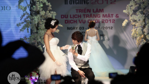 Sắc màu vu quy tại Triển lãm Honeymoon & Wedding Perfect lần thứ 4