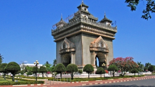 DẠO CHƠI ĐẤT NƯỚC TRIỆU VOI