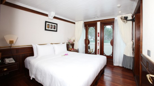 Âu Cơ Cruise – Ngoạn du vịnh Bái Tử Long, vịnh Lan Hạ và đảo Cát Bà