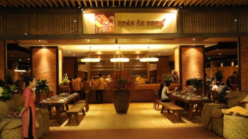 Quán Ăn Ngon khai trương cơ sở 4