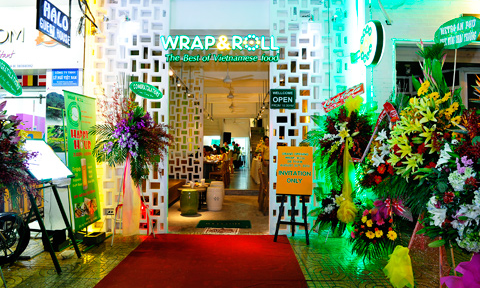 Warp&Roll khai trương nhà hàng thứ 8