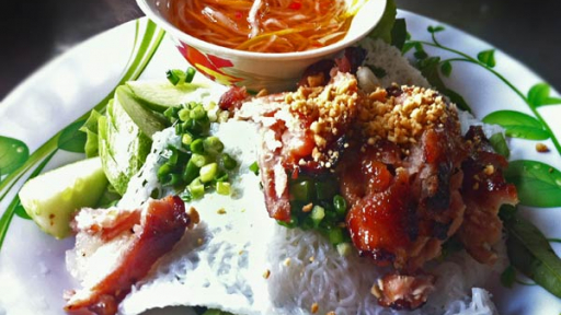 Thương nhớ bánh hỏi miền Trung