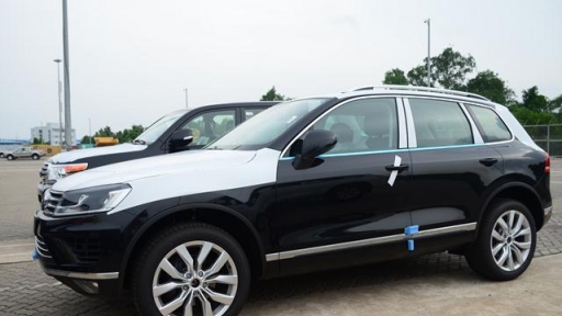 Volkswagen Touareg 2015 đầu tiên về Việt Nam