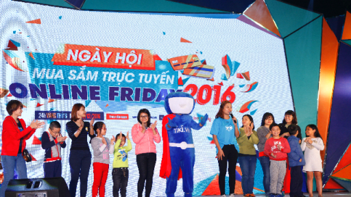 Online Friday 2017 đã chính thức trở lại