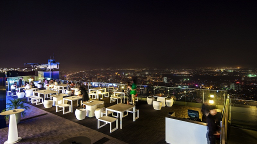 Khách sạn Lotte Hotel Hanoi kỉ niệm 3 năm hoạt động. 