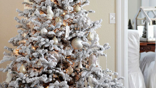 Gợi ý các cách trang trí cây thông Noel