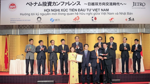 Vietjet công bố đường bay thẳng đến Osaka