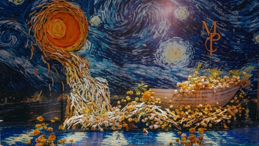 Cặp đôi tái hiện tranh van Gogh trong lễ cưới