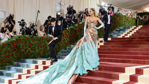 Các ngôi sao tỏa sáng trong đêm hội Met Gala 2022
