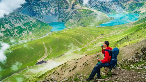 Mùa Hè sôi động trên cung đường trekking Kashmir Great Lakes