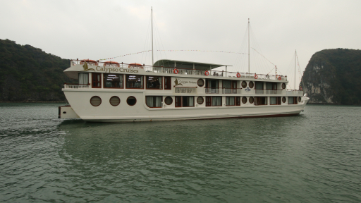 Cùng Oriental Sails khám phá Hạ Long