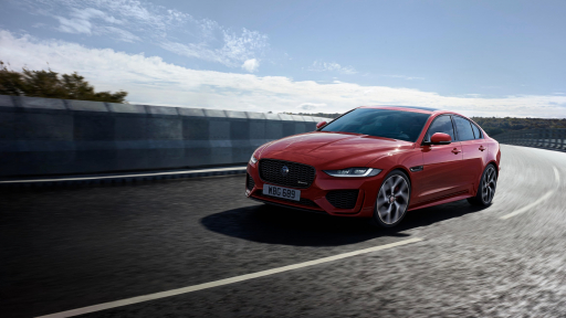 Jaguar XE mới, công nghệ vượt trội