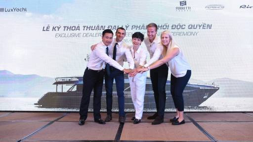 LuxYacht phân phối du thuyền siêu sang