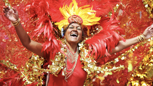 Rộn ràng mùa lễ hội Grand Carnivale