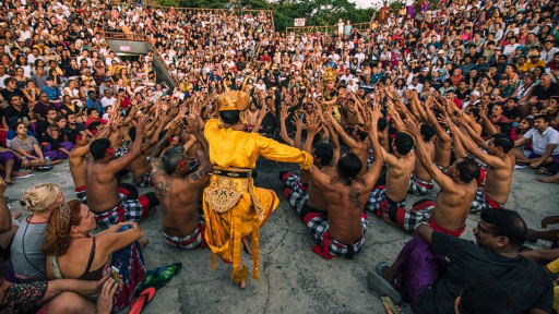 Amazing Tour: Vũ điệu lửa đón hoàng hôn