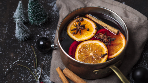 Sưởi ấm mùa đông với cocktail nóng