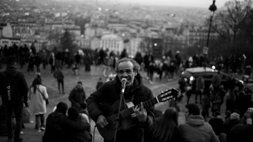 Tình trên đường phố Paris