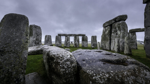 Tìm thấy hào sâu 4500 năm gần Stonehenge