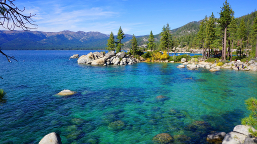 Tahoe - hồ xanh giữa vùng tuyết trắng