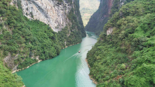 Chèo thuyền kayak trên dòng Nho Quế