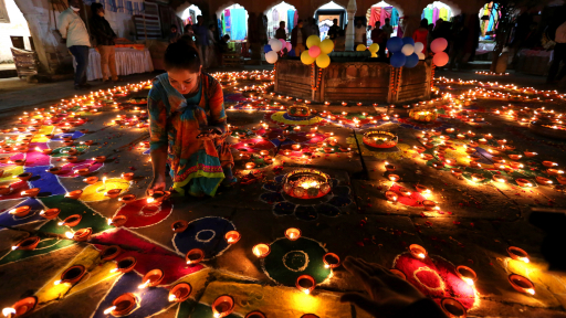 Lễ hội Diwali khác lạ trong mùa Covid-19