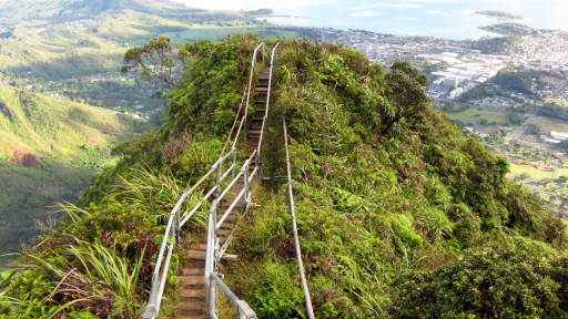 Nấc thang thiên đường ở Oahu